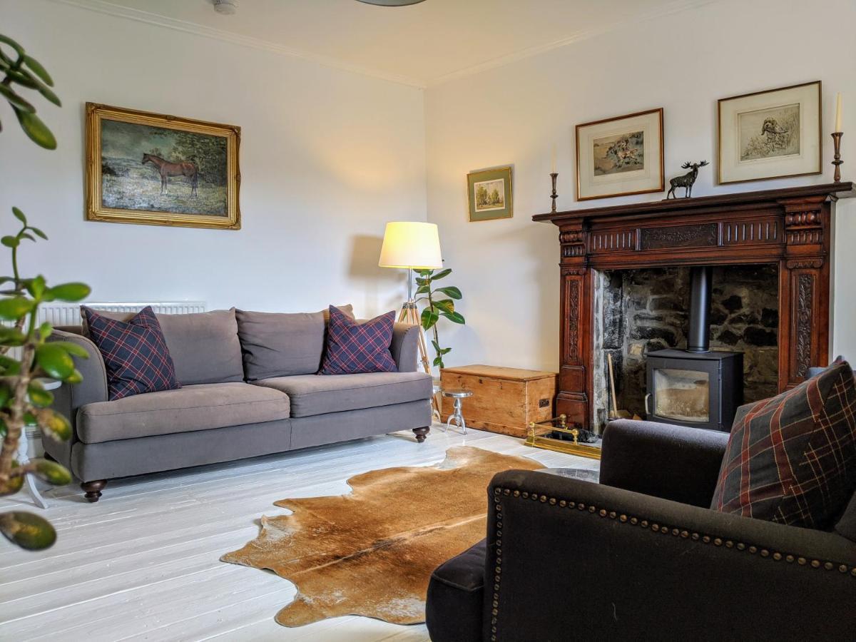 Central Hawick Spacious Stylish Flat With Log Burner Экстерьер фото