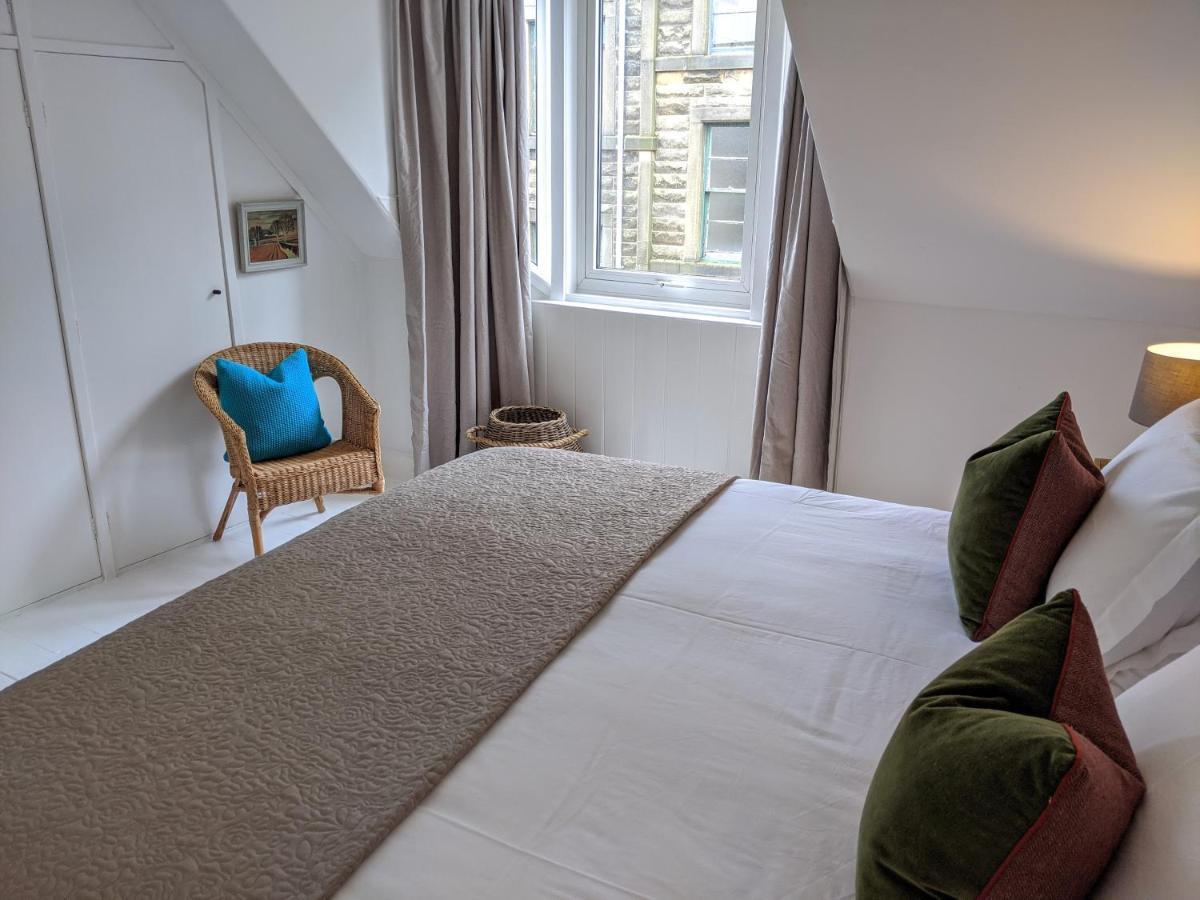 Central Hawick Spacious Stylish Flat With Log Burner Экстерьер фото